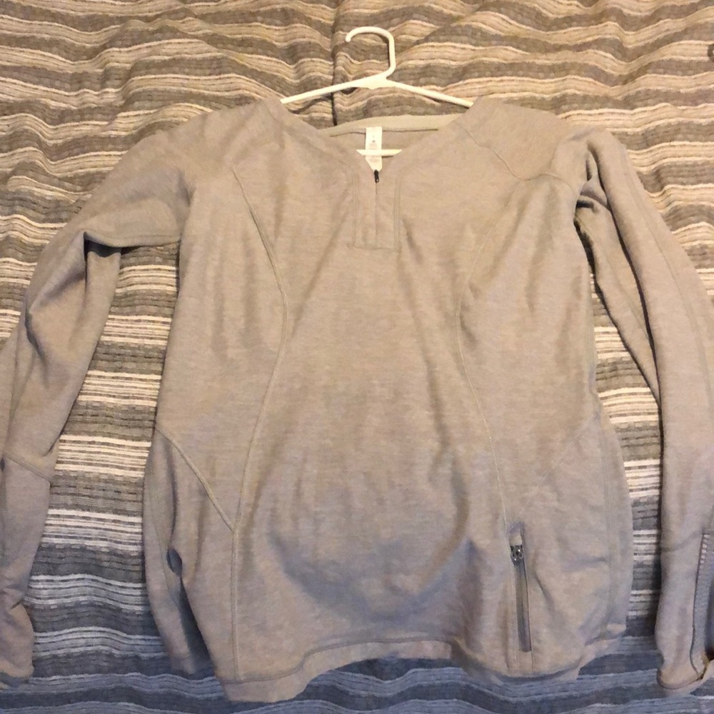 Lululemon half zip long sleeve